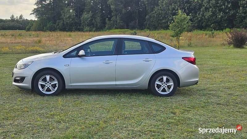 Używany 2017 Opel Astra Sedan/Limuzyna | 36 900 zł (Uczciwa cena) - Obraz 1/4