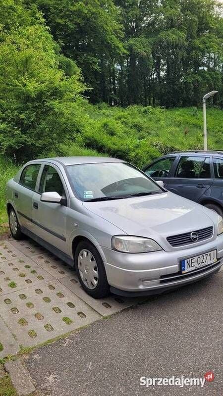Srebrny Używany 2005 Opel Astra Hatchback | 3600 zł (Dobra cena) - Obraz 1/4