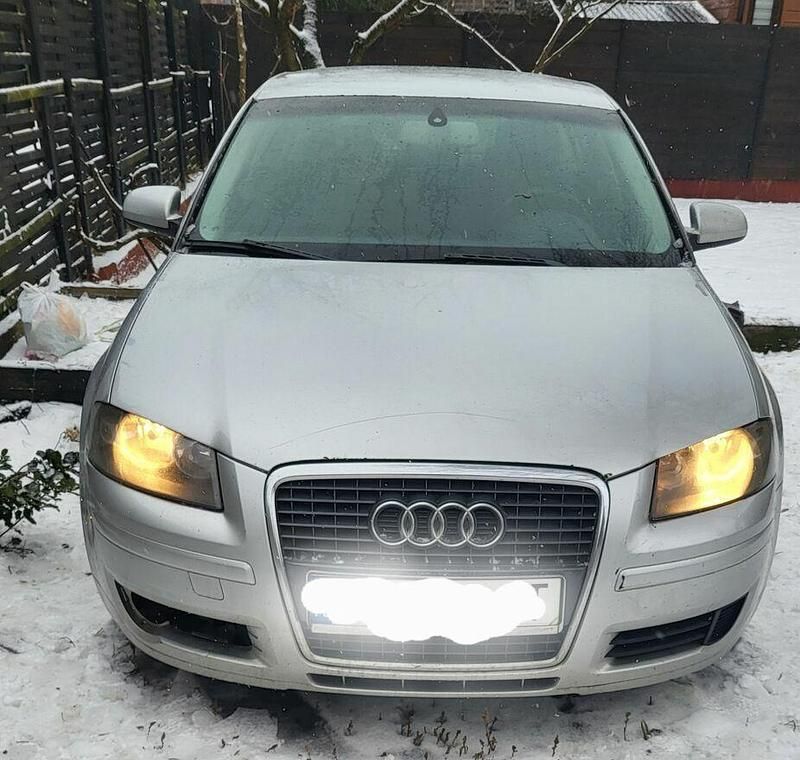 Używany Audi A3 2005 Srebrny Hatchback