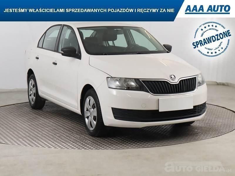 Używany Skoda Rapid 2017 Biały Hatchback