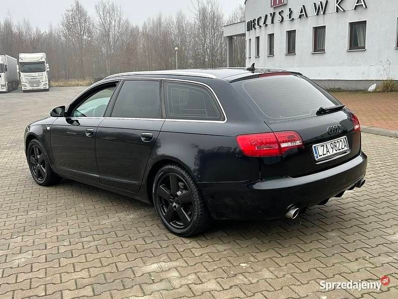 Czarny Używany 2005 Audi A6 S-Line Kombi | 12 500 zł (Uczciwa cena) - Obraz 1/4