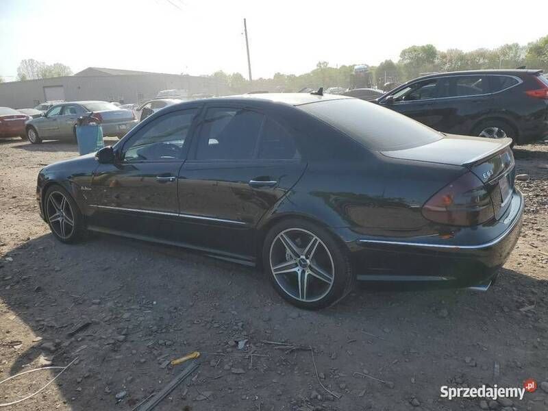 Używany 2009 Mercedes E63 AMG AMG | 51 000 zł - Obraz 1/4
