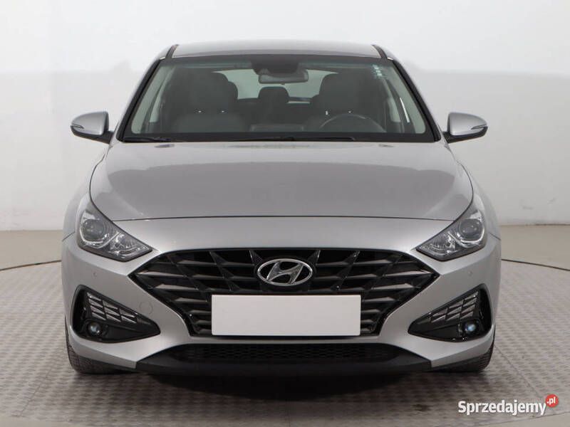 Srebrny Używany 2022 Hyundai i30 Hatchback | 61 999 zł (Uczciwa cena) - Obraz 1/4