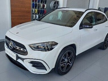 Biały Używany 2023 Mercedes 200 AMG line SUV | 181 665 zł (Super Cena) - Obraz 1/4