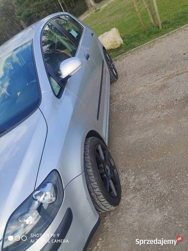 Srebrny Używany 2005 VW Golf V Hatchback | 16 300 zł (Drogi) - Obraz 1/4