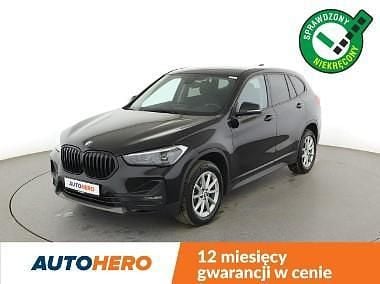 Czarny Używany 2020 BMW X1 Advantage SUV | 86 700 zł (Uczciwa cena) - Obraz 1/3