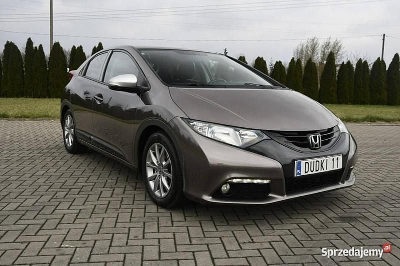 Brązowy Używany 2012 Honda Civic Hatchback | 29 900 zł (Uczciwa cena) - Obraz 1/4