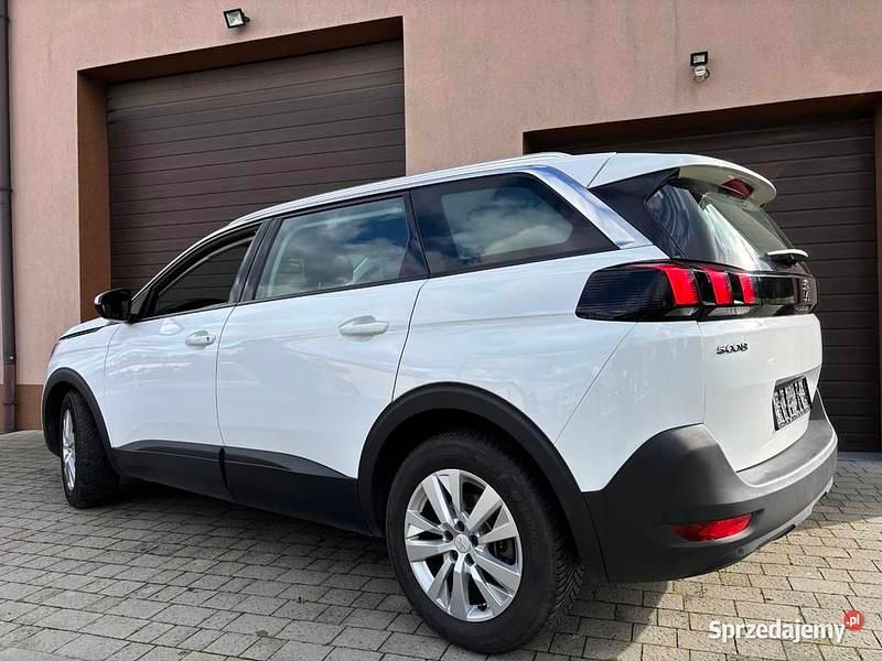 Biały Używany 2018 Peugeot 5008 Minivan | 68 800 zł (Dobra cena) - Obraz 1/4