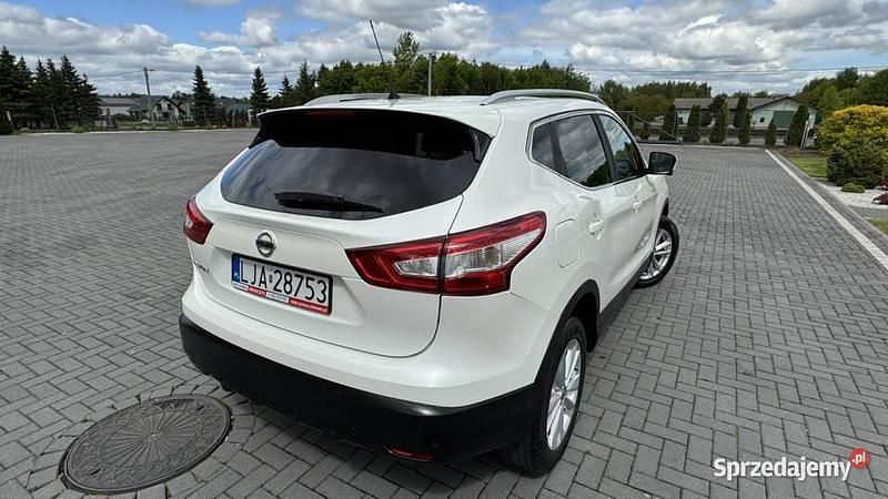Biały Używany 2017 Nissan Qashqai 360º SUV | 53 900 zł (Uczciwa cena) - Obraz 1/4