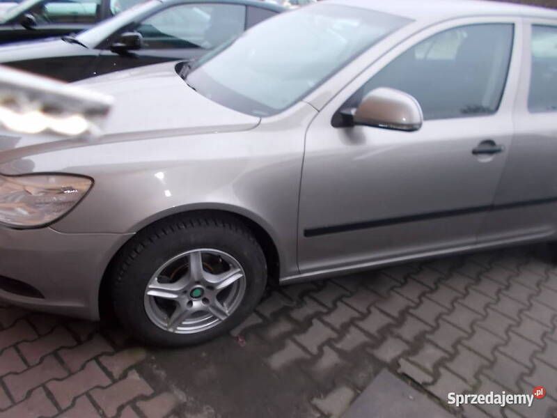 Używany 2010 Skoda Octavia | 11 800 zł (Super Cena) - Obraz 1/4