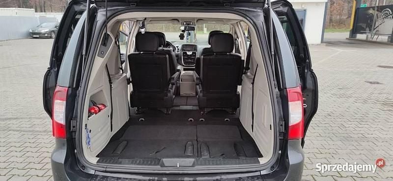 Używany Chrysler Town & Country 2012 Minivan