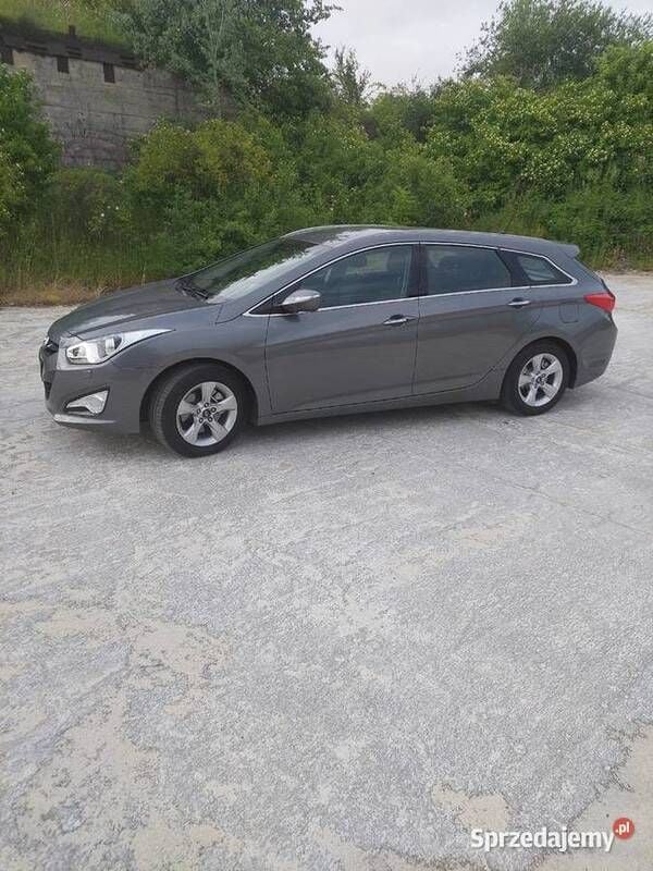 Używany Hyundai i40 2013 Szary Sedan/Limuzyna