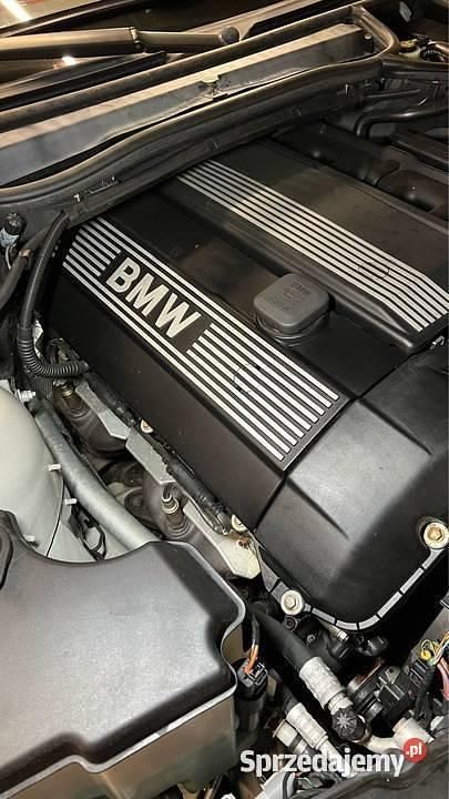 Używany BMW 325 2002 Srebrny