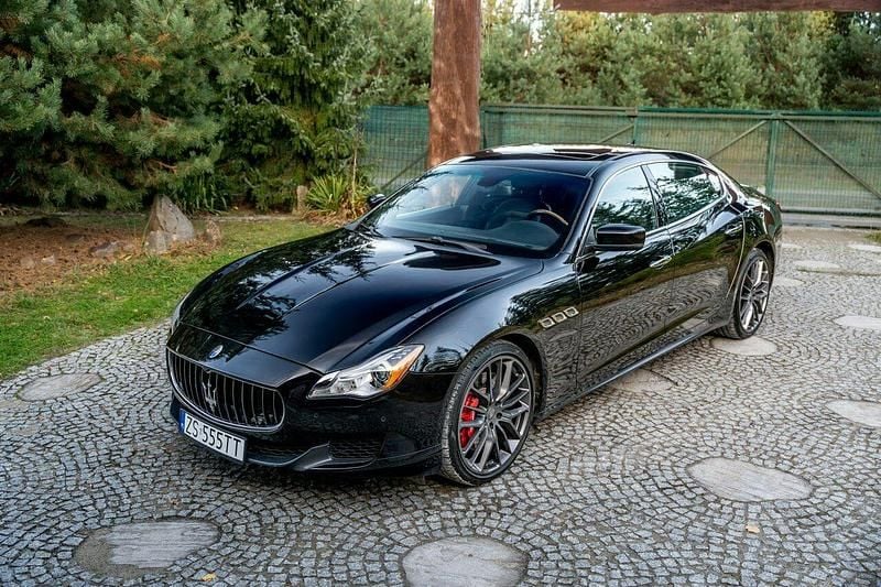 Używany Maserati Quattroporte 530 KM (389 kW) 2014 Czarny Sedan/Limuzyna