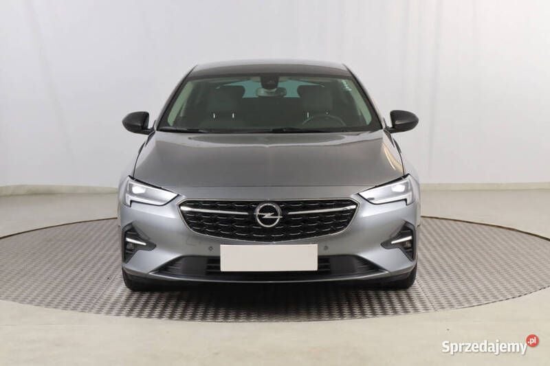 Szary Używany 2020 Opel Insignia Hatchback | 65 999 zł (Uczciwa cena) - Obraz 1/4