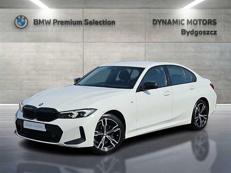 Biel alpejska Używany 2022 BMW 318 Shadowline Sedan/Limuzyna | 169 900 zł (Drogi) - Obraz 1/3