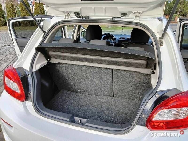 Używany Mitsubishi Space Star 2017 Hatchback