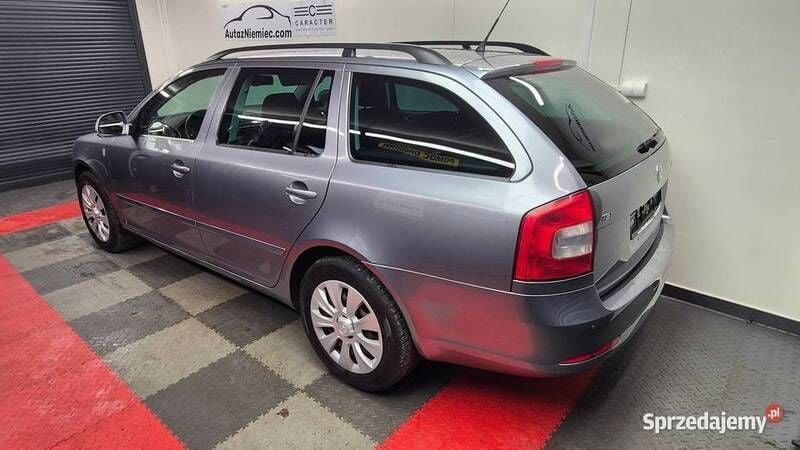 Szary Używany 2013 Skoda Octavia Sedan/Limuzyna | 27 000 zł (Drogi) - Obraz 1/4
