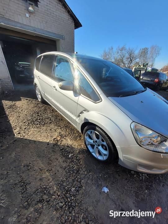 Używany Ford S-MAX S 2010 Minivan