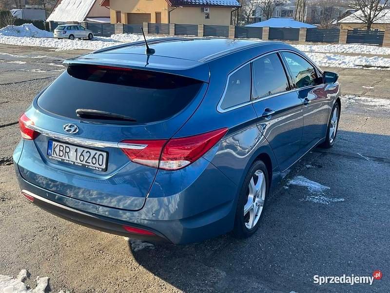 Używany Hyundai i40 2012 Niebieski Kombi