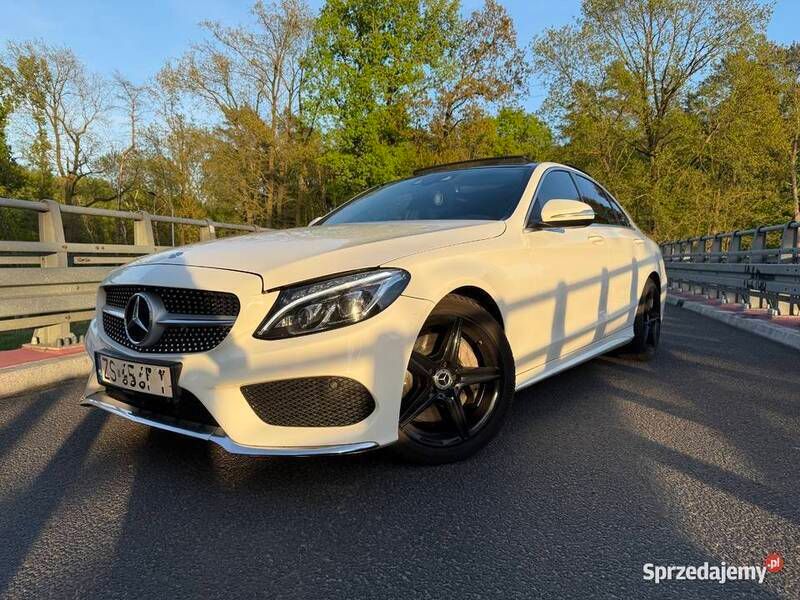 Biały Używany 2015 Mercedes C400 AMG Sedan/Limuzyna | 96 999 zł - Obraz 1/4