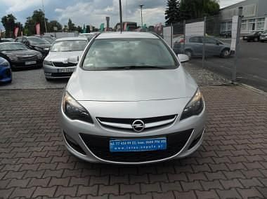 Srebrny Używany 2015 Opel Astra Kombi | 25 900 zł (Uczciwa cena) - Obraz 1/4