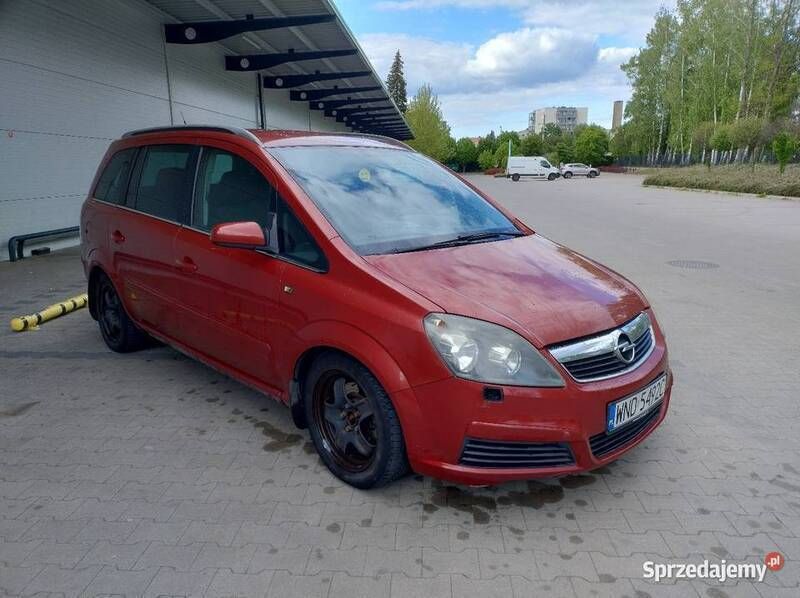 Używany 2006 Opel Zafira Minivan | 11 800 zł (Dość drogi) - Obraz 1/4