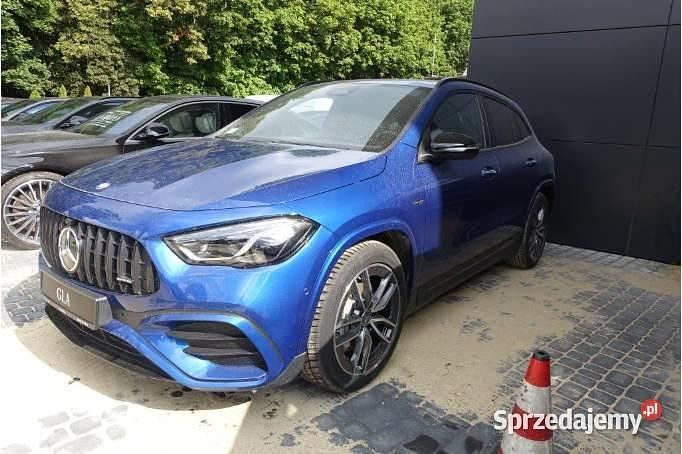 Nowe 2024 Mercedes GLA35 AMG AMG SUV | 235 614 zł - Obraz 1/4