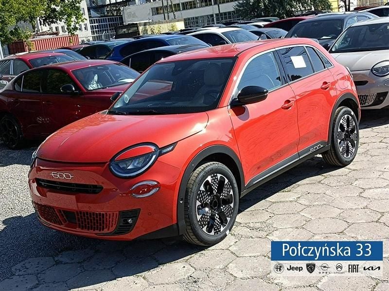 Pomarańczowy Nowe 2025 Fiat 600 La Prima Hatchback | 108 740 zł (Uczciwa cena) - Obraz 1/4