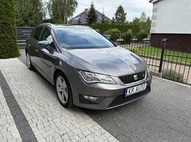 Szary Używany 2015 Seat Leon FR Kombi | 36 900 zł (Uczciwa cena) - Obraz 1/4