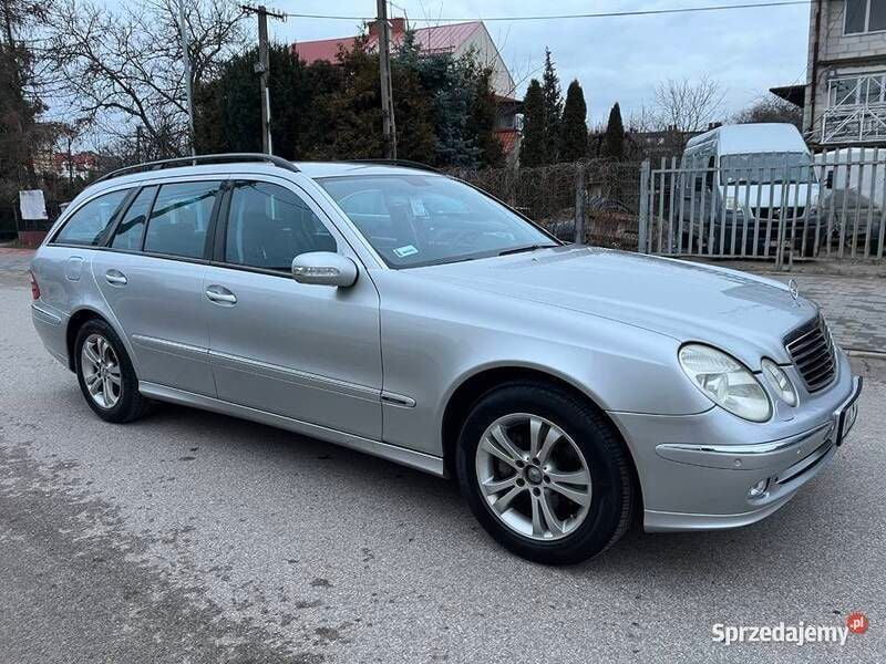 Używany Mercedes E320 2004
