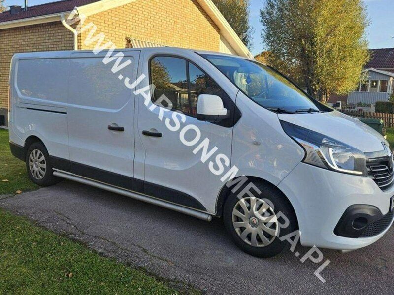Biały Używany 2016 Renault Trafic Van | 31 800 zł - Obraz 1/4