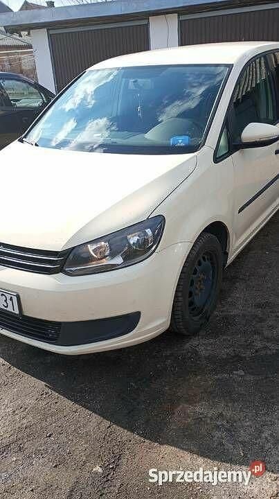 Brązowobeżowy Używany 2011 VW Touran Minivan | 15 999 zł (Uczciwa cena) - Obraz 1/4