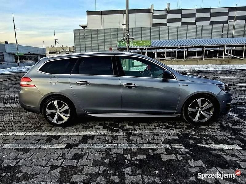 Używany Peugeot 308 GT-line 2015 Srebrny Kombi