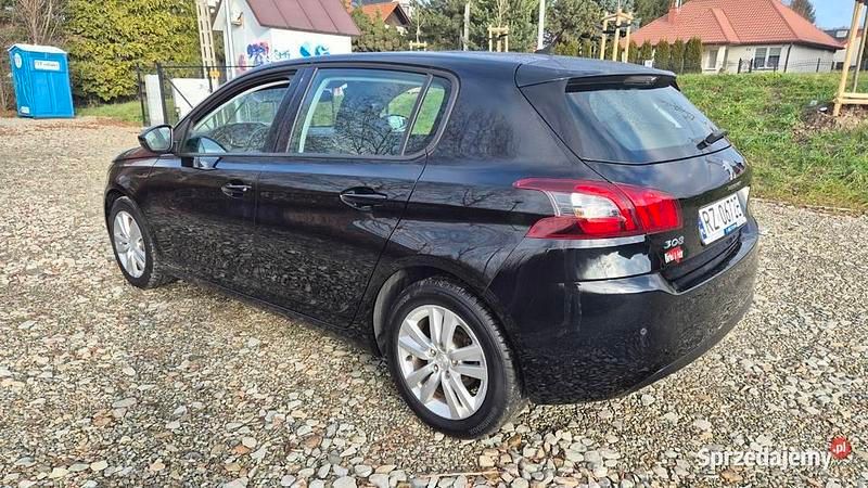 Czarny Używany 2018 Peugeot 308 Hatchback | 37 900 zł (Uczciwa cena) - Obraz 1/4