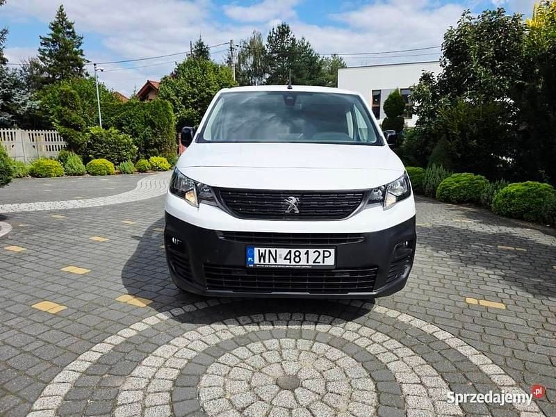 Biały Używany 2022 Peugeot Partner Minivan | 53 800 zł (Dość drogi) - Obraz 1/4