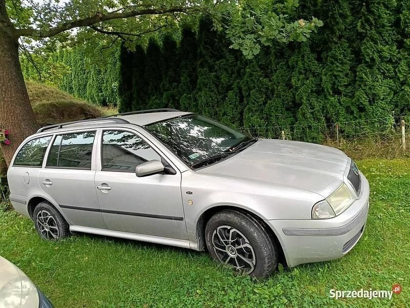 Srebrny Używany 2000 Skoda Octavia Kombi | 2500 zł (Uczciwa cena) - Obraz 1/4