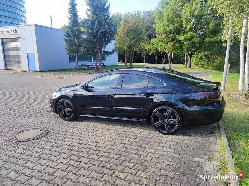Czarny Używany 2014 VW CC R-line Sedan/Limuzyna | 48 000 zł - Obraz 1/4