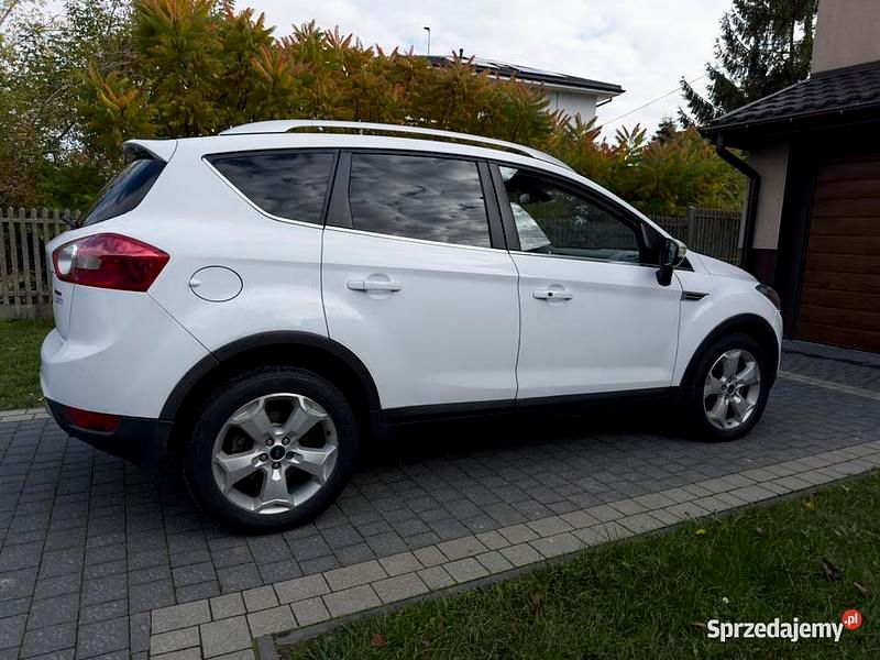Biały Używany 2011 Ford Kuga Titanium SUV | 39 800 zł (Drogi) - Obraz 1/4