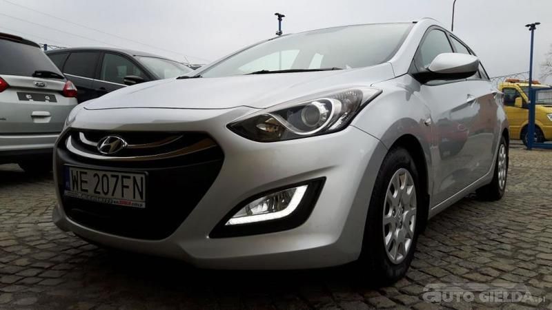 Srebrny metalik Używany 2013 Hyundai i30 | 42 900 zł - Obraz 1/4