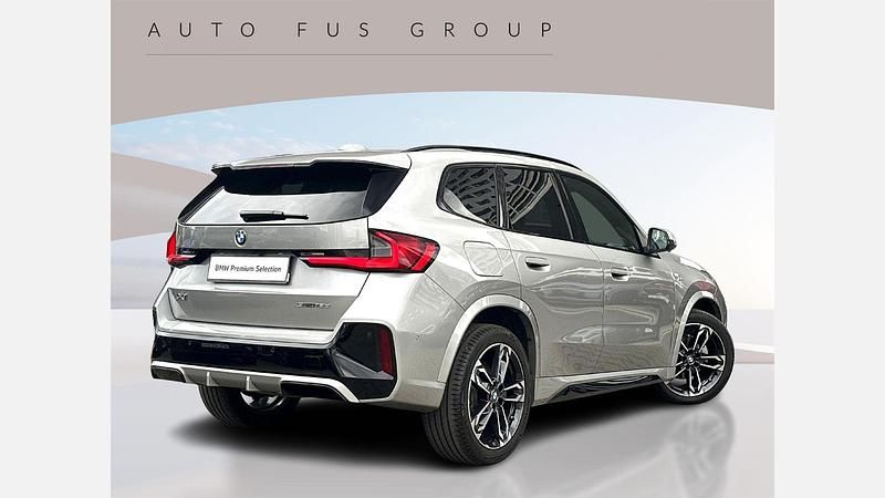 Używany BMW X1 Comfort Edition 150 KM (110 kW) 2024 Srebrny space metalizowany SUV