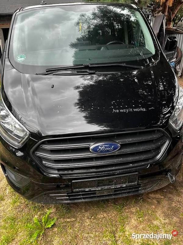 Czarny Używany 2022 Ford Transit Custom Trend Minivan | 91 500 zł - Obraz 1/4