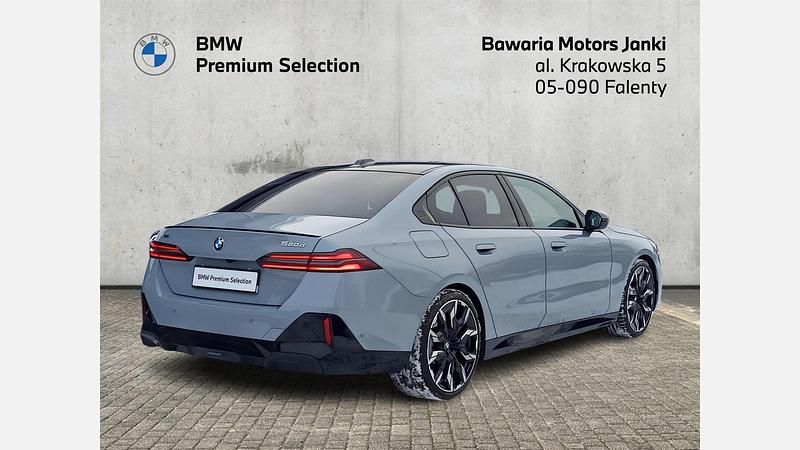 Używany BMW 520 Comfort Edition 197 KM (144 kW) 2025 Szary brooklyn m metalizowany Sedan/Limuzyna
