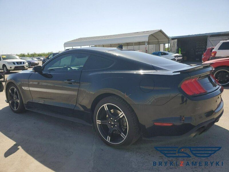 Czarny Używany 2021 Ford Mustang Kabriolet | 85 410 zł - Obraz 1/4