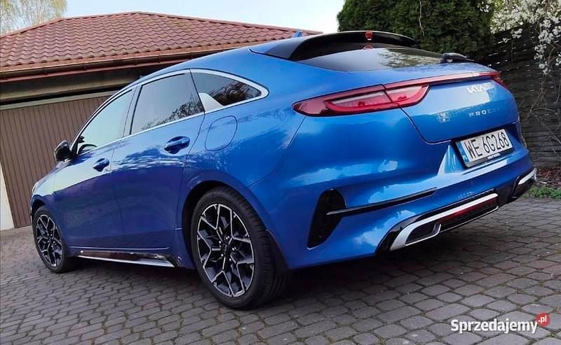 Używany Kia ProCeed GT-Line 160 KM (117 kW) 2022 Niebieski Kombi