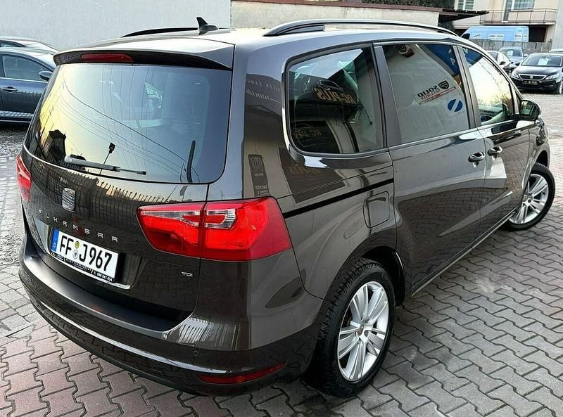Używany Seat Alhambra 140 KM (102 kW) 2014 Brązowy (metalik) Minivan