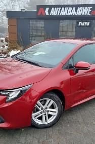 Używany Toyota Corolla 98 KM (72 kW) 2022 Bordowy Hatchback