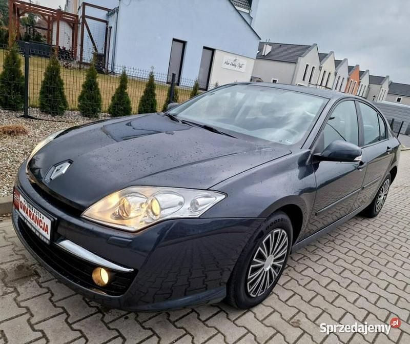 Czarny Używany 2009 Renault Laguna III Hatchback | 18 990 zł (Uczciwa cena) - Obraz 1/4