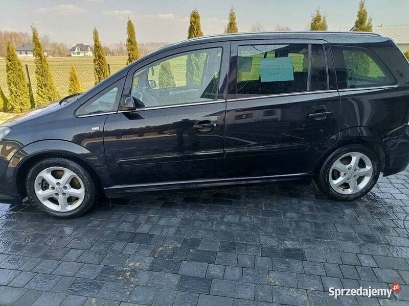 Używany 2007 Opel Zafira Minivan | 9500 zł (Dość drogi) - Obraz 1/4