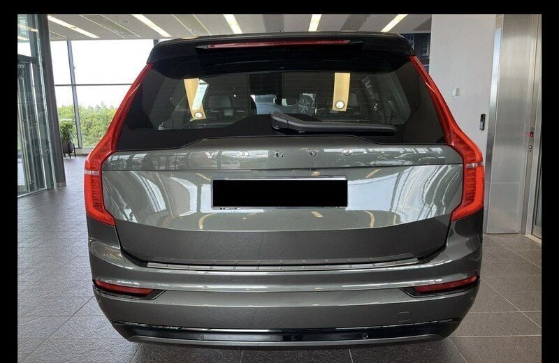 Używany Volvo XC90 R-Design 249 KM (183 kW) 2022 Szary (metalik) SUV